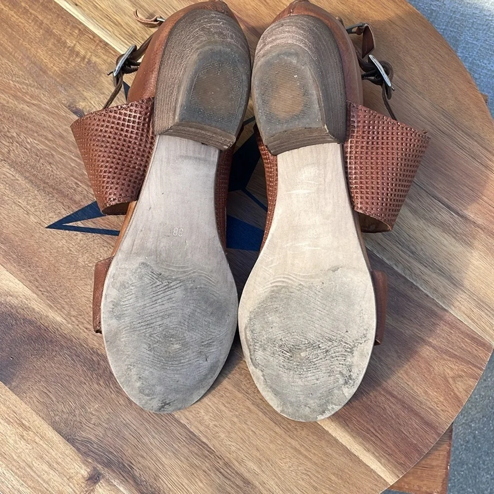 Miz Mooz Women’s Caribe Leather Cutout Sandals Brandy/Brown/Tan Size 38